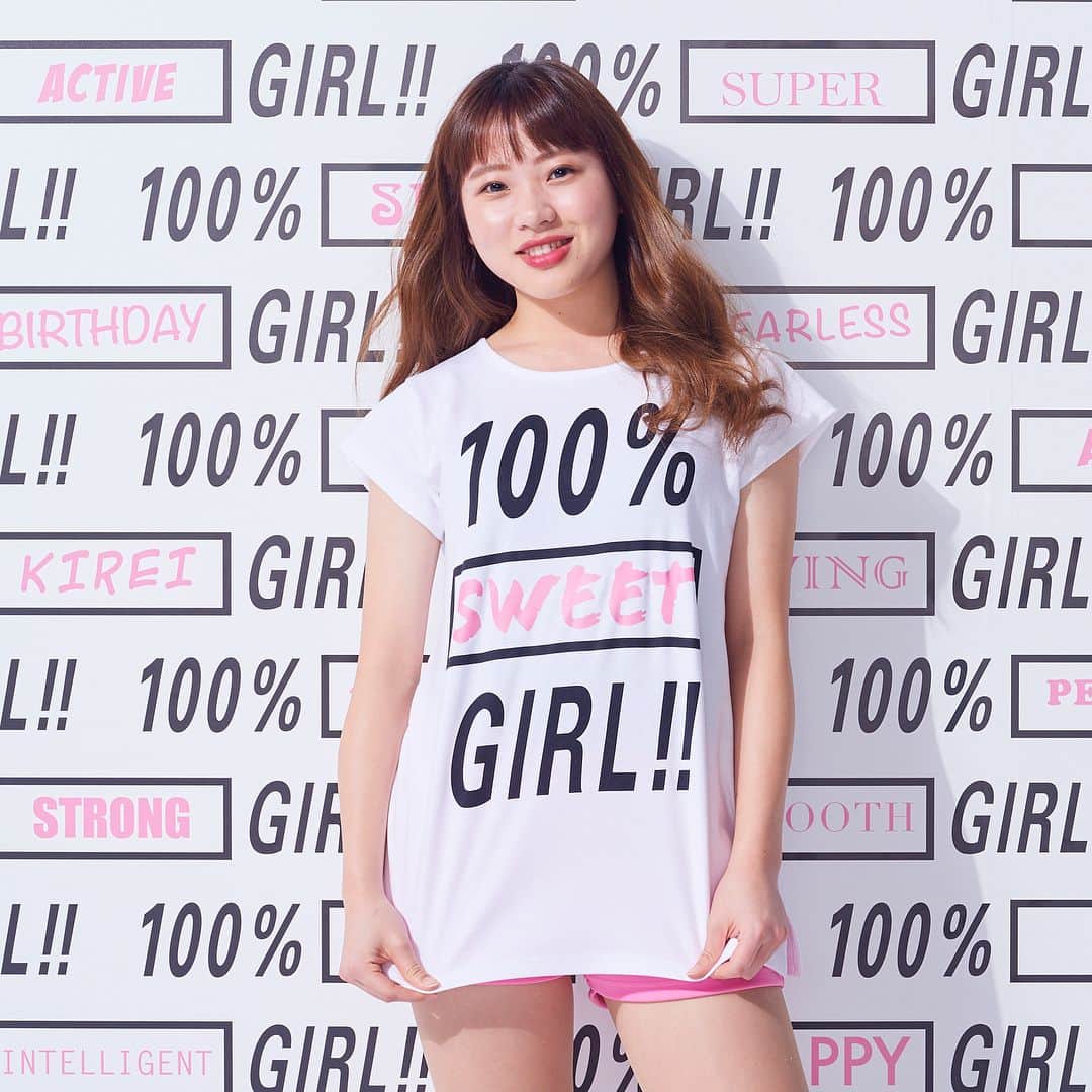 KIREIMOさんのインスタグラム写真 - (KIREIMOInstagram)「『KIREIMO 100% GIRLS!!』田中宏佳さんのコメントが到着🍒 . こんにちは！田中宏佳です。 昨年、宮崎県から上京して、都内にある服飾系の大学に通っています🏫 特技は小2から習い始めたジャズダンス💃 趣味はホットヨガで、身体を動かすことが大好きです💓 夏に向けて、たくさん汗をかいて引き締まった身体を目指したいです！ . 私は洋服が大好きで、最近はレーススカートとバレエシューズをGETしました👗👡 ドットやギンガムチェックを取り入れたコーデにも挑戦したいです😊 . 「KIREIMO SWEET GIRL」なので、ピンクや花柄など女の子らしいアイテムが似合う女子を全力で目指します！！ . #KIREIMO #キレイモ」6月28日 14時00分 - kireimo_official