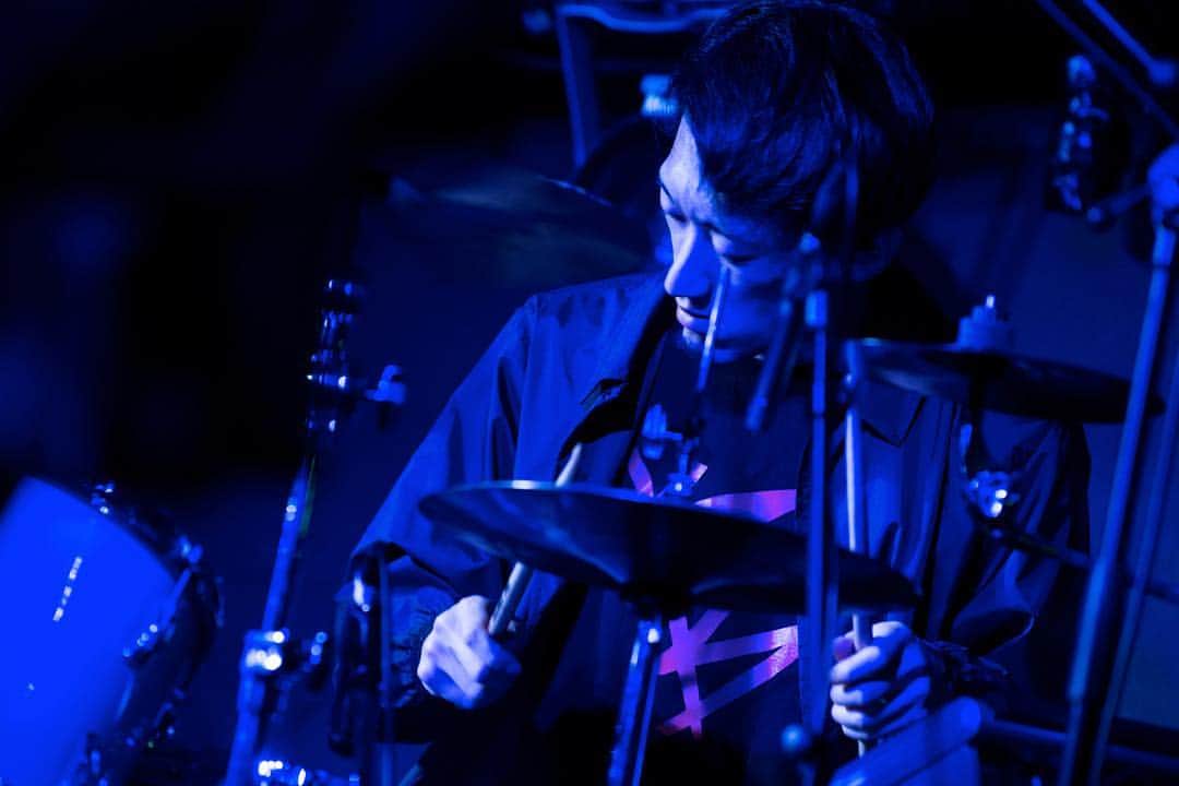 のインスタグラム：「BLUE BLUE BLUE﻿ ﻿ #KFK #BLUE」