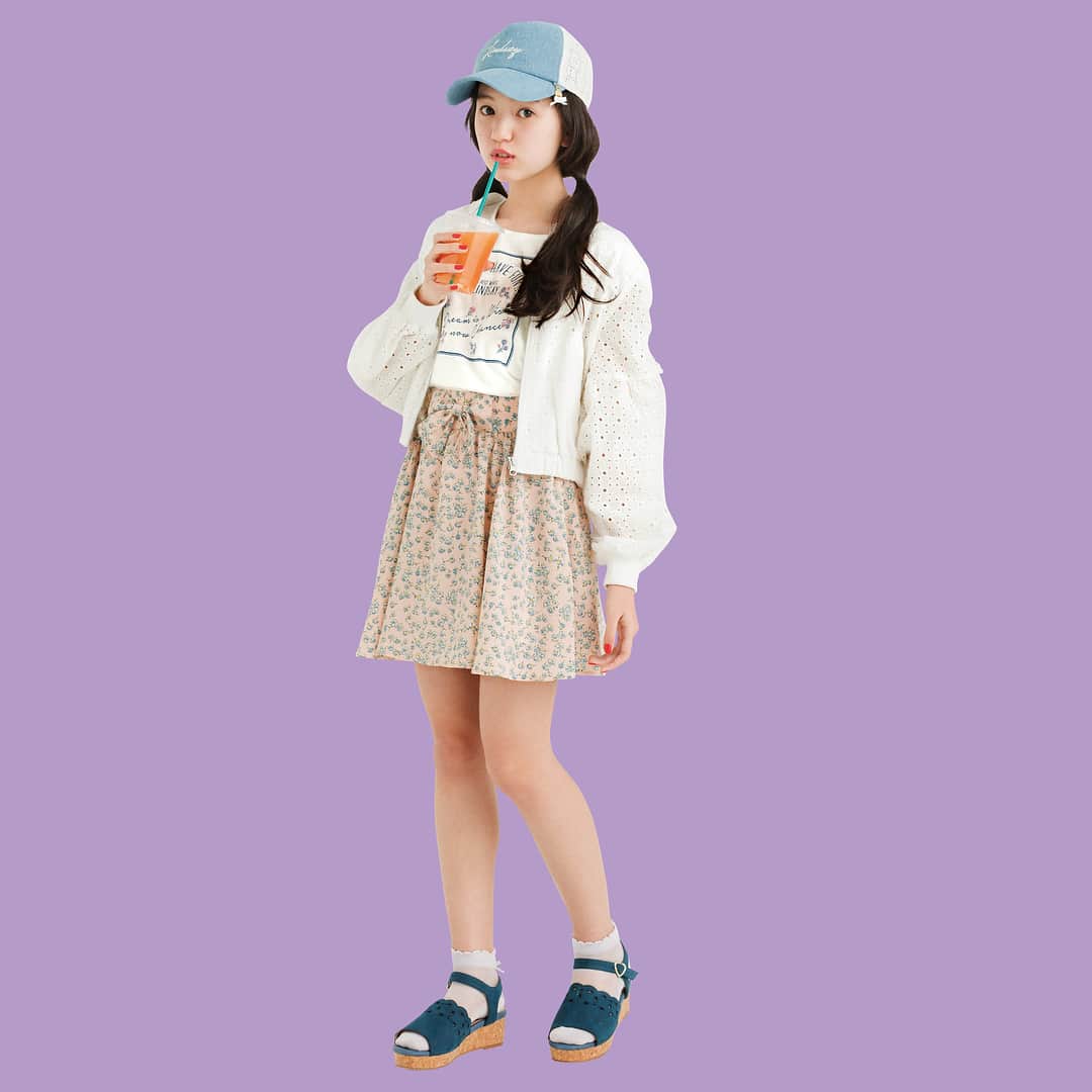 girls fesのインスタグラム