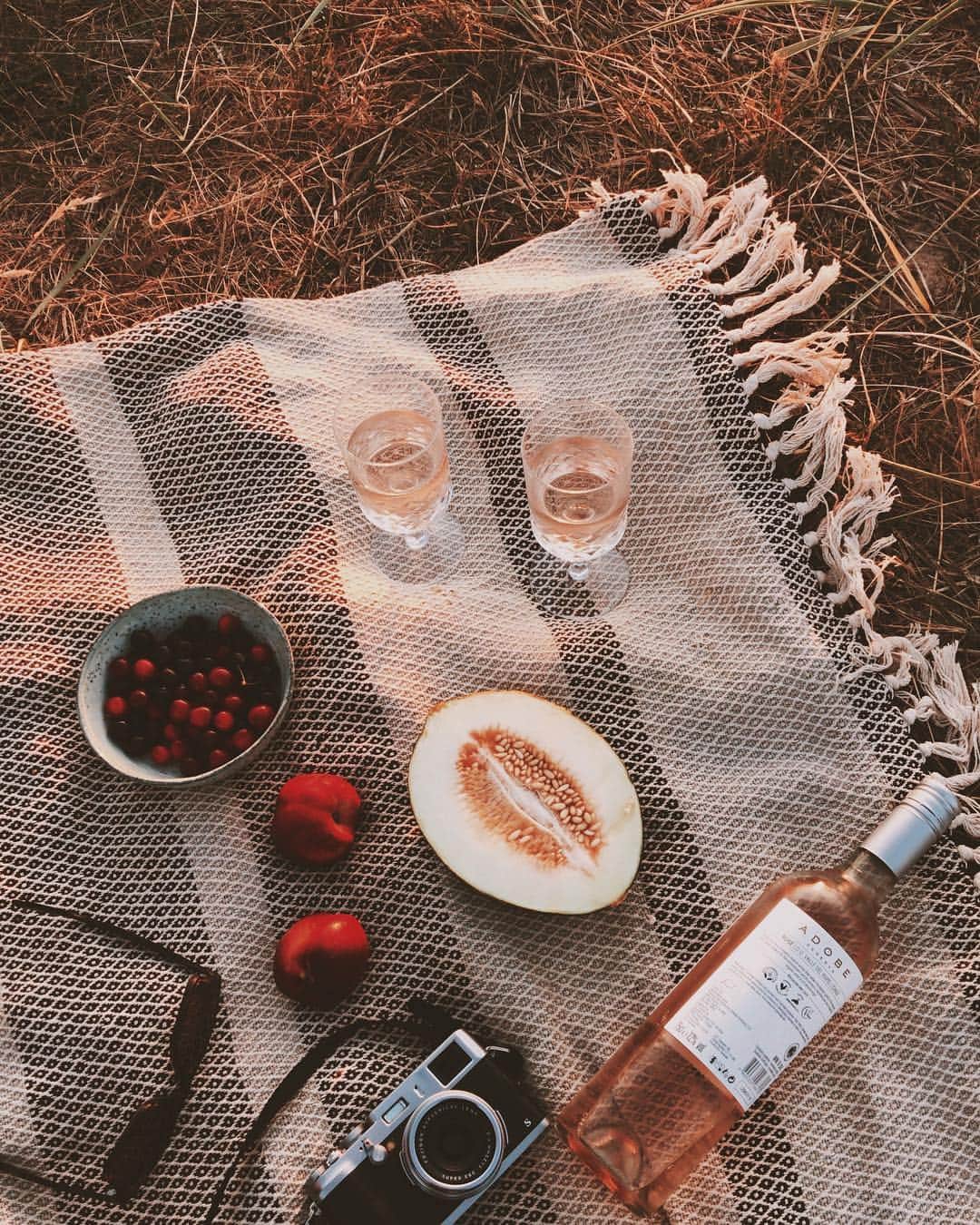 Annette Pehrssonのインスタグラム：「Tipsy ✨」