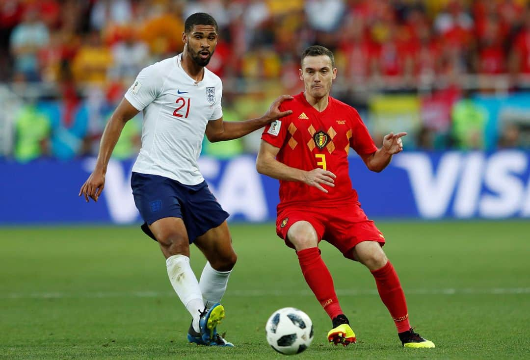 トーマス・フェルメーレンさんのインスタグラム写真 - (トーマス・フェルメーレンInstagram)「Good way to end the group stage. On to the next one! 🇧🇪 #REDTOGETHER #WorldCup #ENGBEL」6月29日 6時31分 - thomasvermaelen