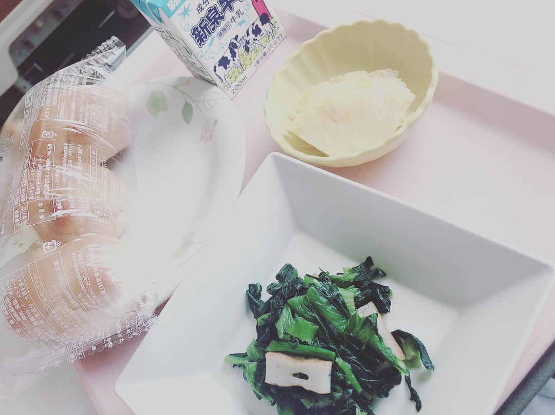 小裏奈美のインスタグラム