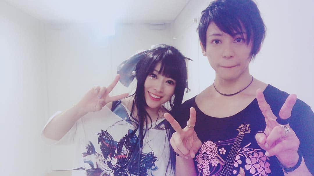 鈴華ゆう子のインスタグラム：「香川ありがとー！アンコールで初めて私もTシャツ着てみたっ！(･ω･) #音ノ回廊 #wagakkiband #和楽器バンド #香川県」