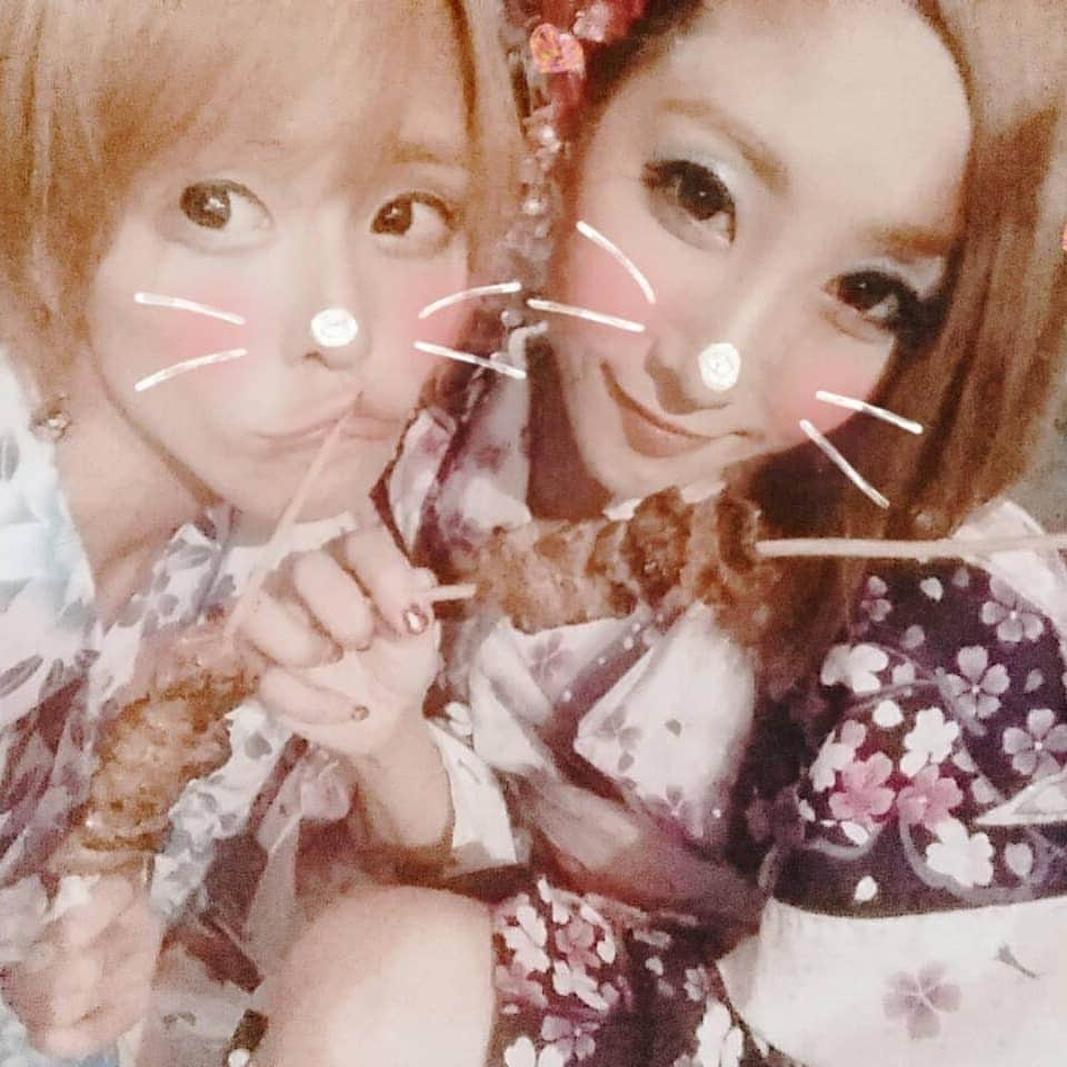 川端かなこのインスタグラム：「https://t.co/h2wcOFB8lO 今年初夏まんきつ❤️なくる❤️くれぱと❤️浴衣人混みつかれたー！！(笑) https://t.co/vYZPi3Qnax #祭#浴衣#初夏まんきつ#人混み#めちゃ食ったー#人混みあげ」