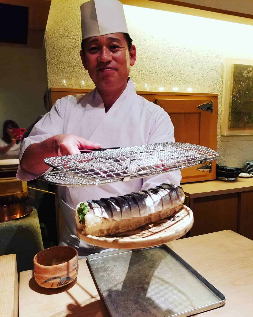 望月未来さんのインスタグラム写真 - (望月未来Instagram)「愛知食べログ一番の 寿しの吉乃🍣 #食べログ4.61 #名古屋#食べログ#一番 #いいお寿司やさんって緊張する」7月1日 7時51分 - mochizukimirai