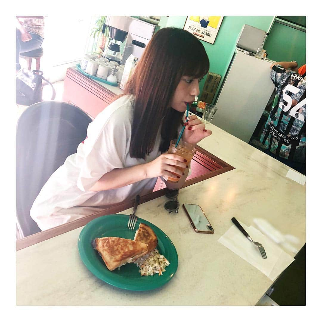 飯泉吏南さんのインスタグラム写真 - (飯泉吏南Instagram)「. . 🥪🍴♡ . . #bymestand #カフェ #カフェ巡り #渋谷 #原宿 #サンドイッチ」7月1日 21時10分 - pocha_rina