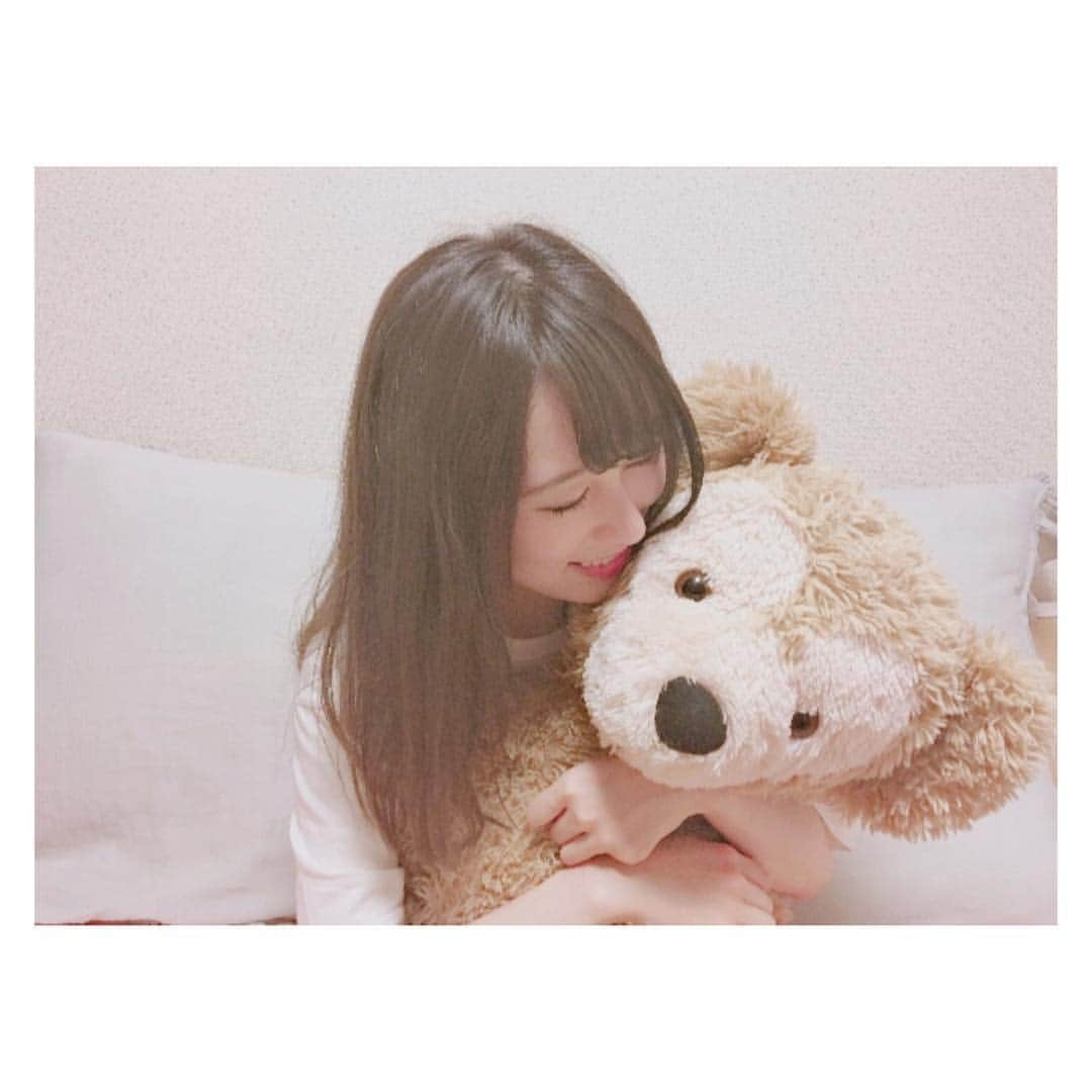 樫尾月香のインスタグラム：「ダッフィと♡  投票もよろしくお願いします🤲 ▷ https://misscolle.com/jissen2018/vote #ダッフィー」