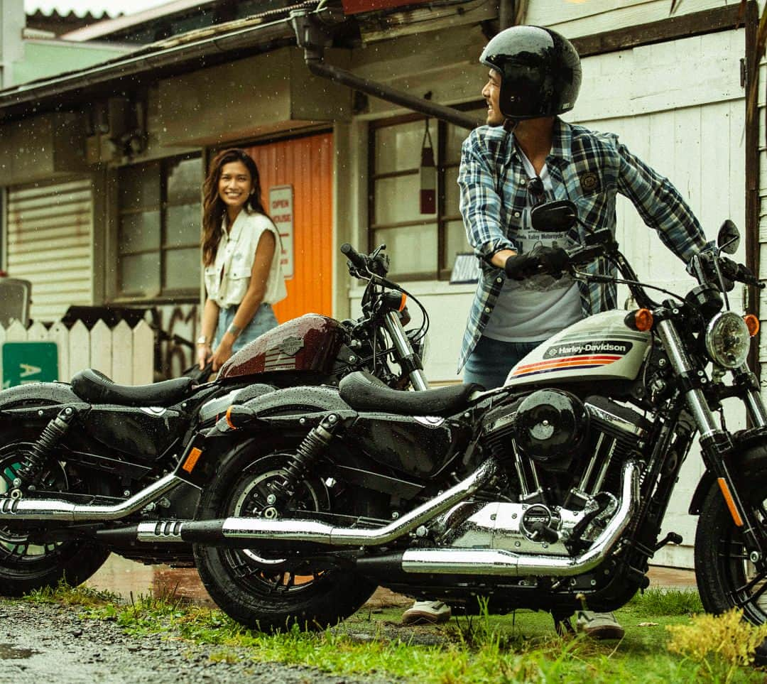 Harley-Davidson Japanさんのインスタグラム写真 - (Harley-Davidson JapanInstagram)「Come Rain or Come Shine. #ハーレー #harley #ハーレーダビッドソン #harleydavidson #バイク #bike #オートバイ #motorcycle #フォーティーエイト #fortyeight #xl1200x #フォーティーエイトスペシャル #fortyeightspecial #xl1200xs #スポーツスター #sportster #キャンペーン #campaign #リラックス #relax #海辺 #seaside #夏 #summer #自分らしく今を生きる #liveyourlife #2018 #自由 #freedom」7月2日 19時37分 - harleydavidsonjapan