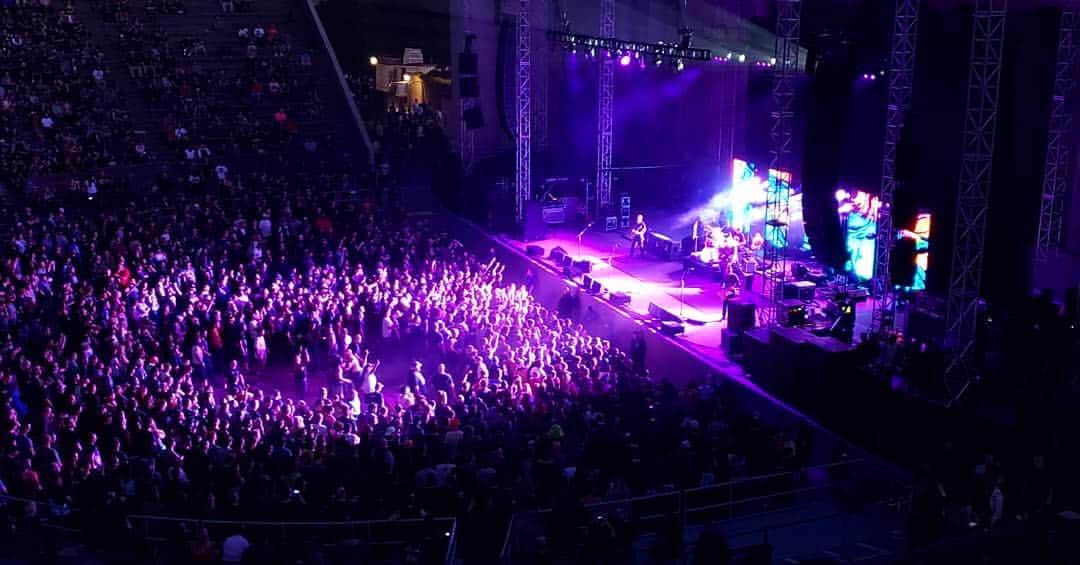 マストドンさんのインスタグラム写真 - (マストドンInstagram)「Another cool crowd shot! Thanks Berkley! #Repost @_sakusphotography ・・・ I had the privilege to work the Mastodon and Primus show. So happy! Mastodon is one of my all time favorite bands! So happy I got to see them live at @greek_theatre  @mastodonrocks  #mastodon #primus #juujuu」7月3日 5時38分 - mastodonrocks