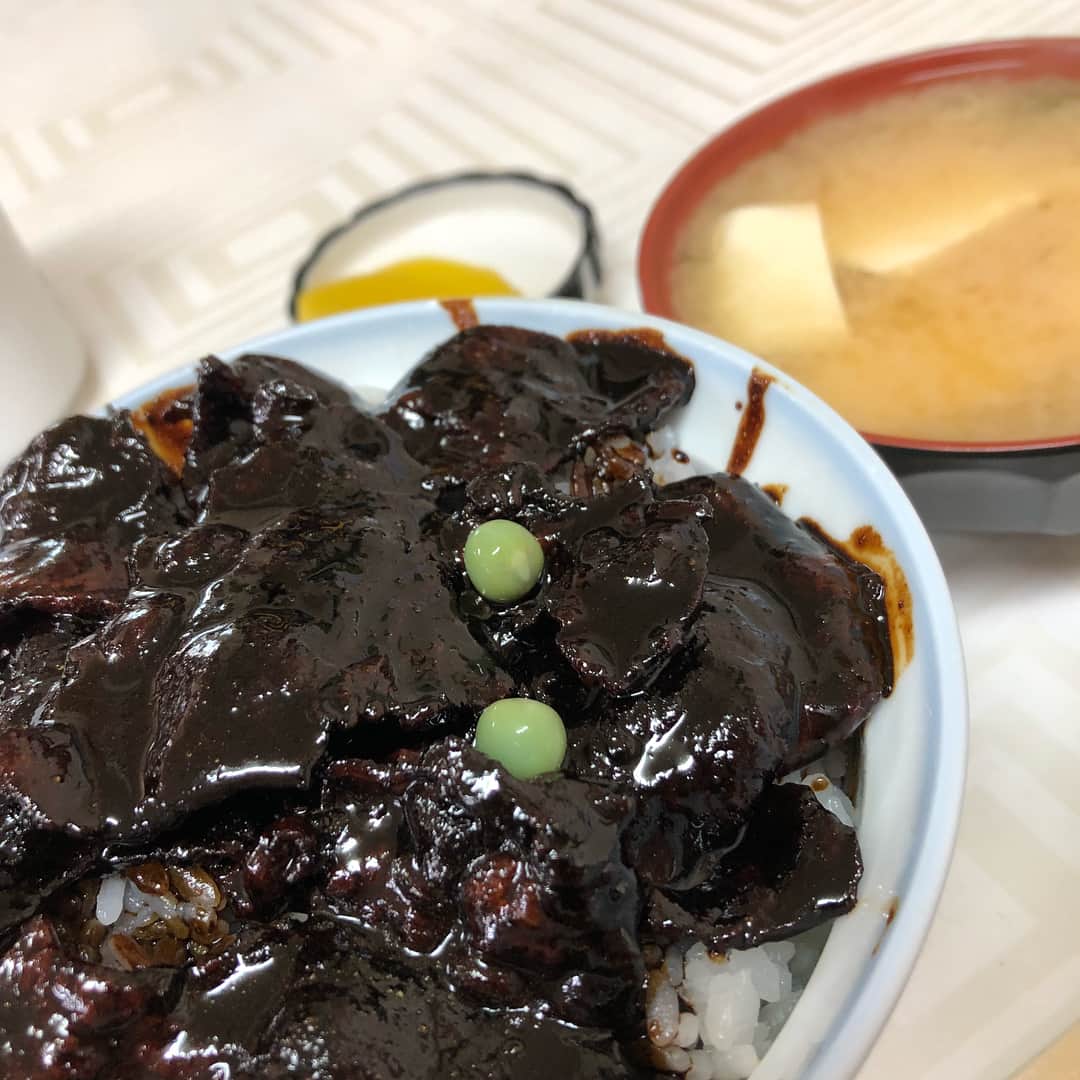 のインスタグラム：「こそ飯テロ #溜め込んでました #寝る前の飯テロ #オールランチ #日本代表凄かった🏀⚽️」