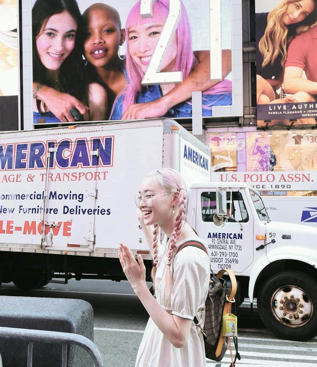 フェルナンダ・リーのインスタグラム：「@forever21」