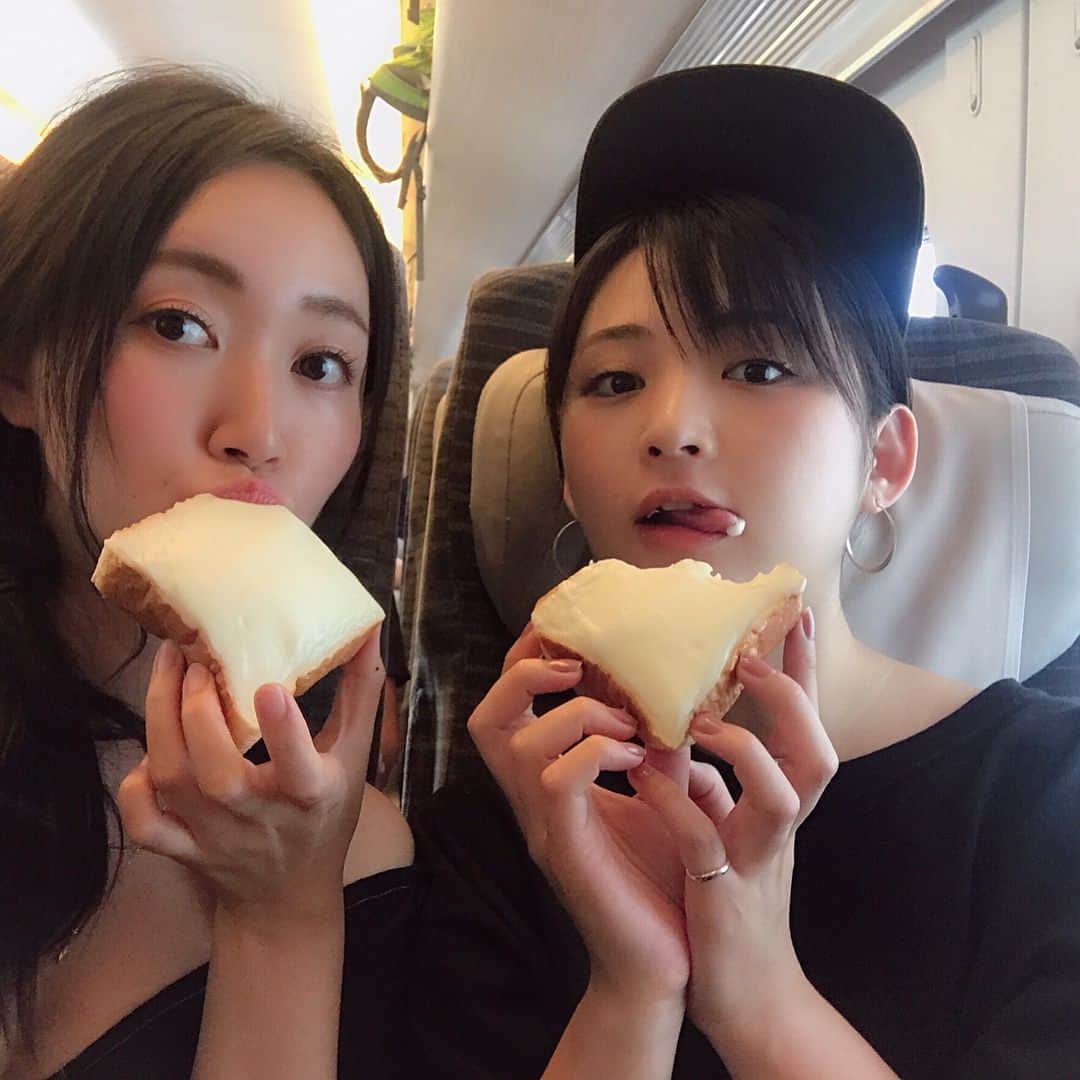 鈴木咲さんのインスタグラム写真 - (鈴木咲Instagram)「福島に行くと必ず食べるクリームボックス🍞」8月2日 21時46分 - sakisuzuki1103