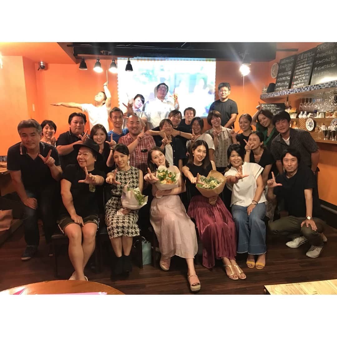 小林恵美さんのインスタグラム写真 - (小林恵美Instagram)「Wrap up party💐 I’m full of gratitude💖💖💖 #LaLaLuxe #2年半ありがとうございました😭 #こんな素敵な番組に携われて私は幸せ者です🙏✨」8月3日 1時06分 - emichan0101