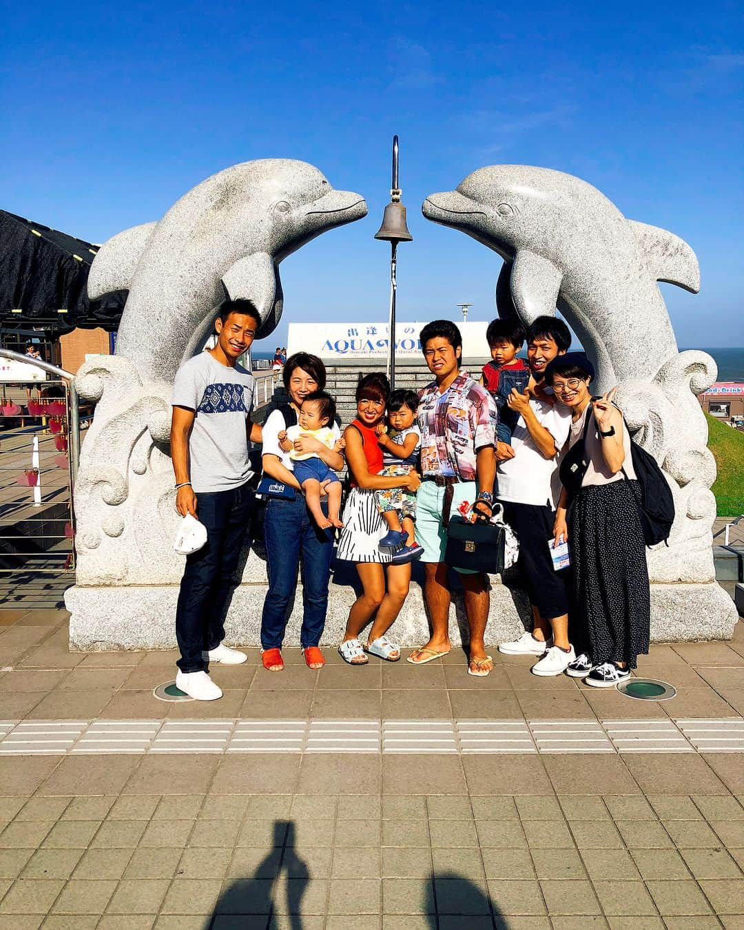 石塚祐輔さんのインスタグラム写真 - (石塚祐輔Instagram)「7/29。 大洗水族館に行ってきました☀️🐠🐡🐬🦈🏝 いつもの地元のメンバー。 一言で言うならば…わちゃわちゃ。🤣笑 天気も良く…いい一日になりました^ ^ 明日からまた頑張れそうです✨ #大洗水族館 #定例会 #土三 #陸部 #安定 #ハッピー」7月29日 22時06分 - yusuke_ishitsuka3939