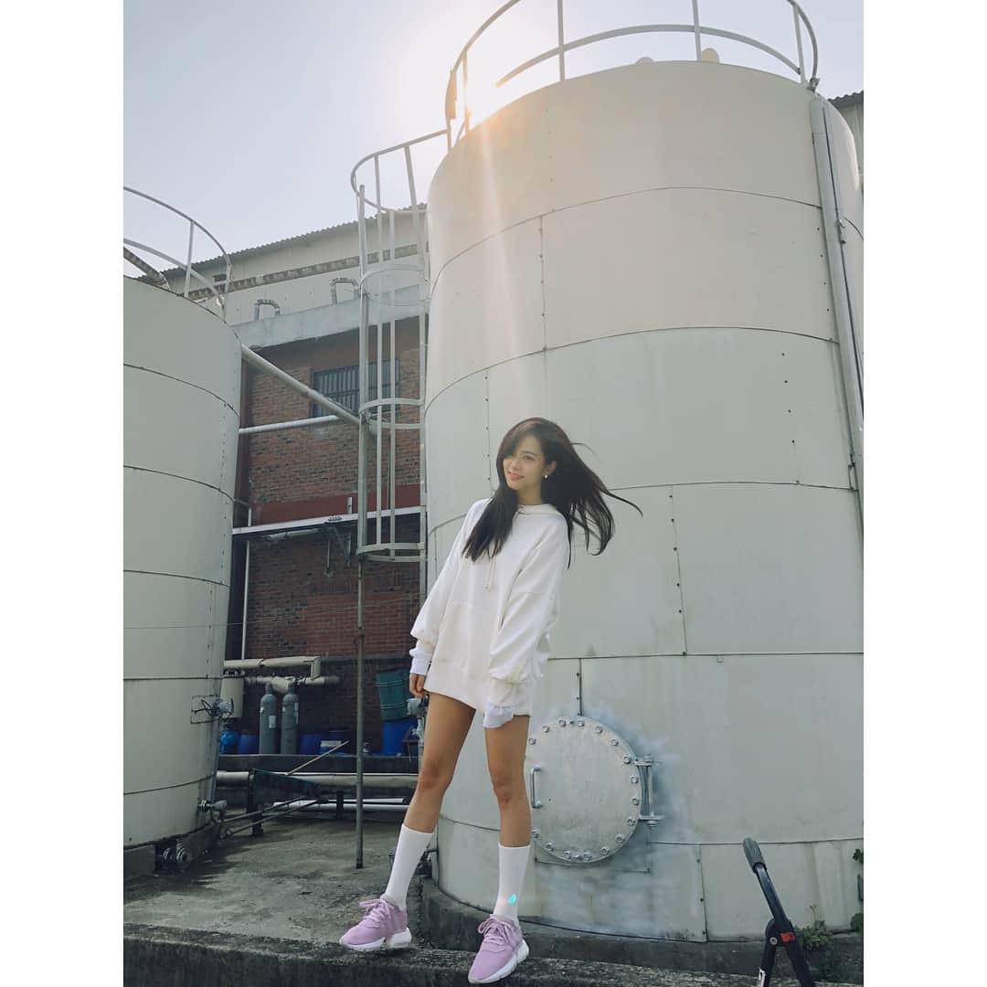 ジスさんのインスタグラム写真 - (ジスInstagram)「#광고#adidas #💜」7月29日 22時20分 - sooyaaa__