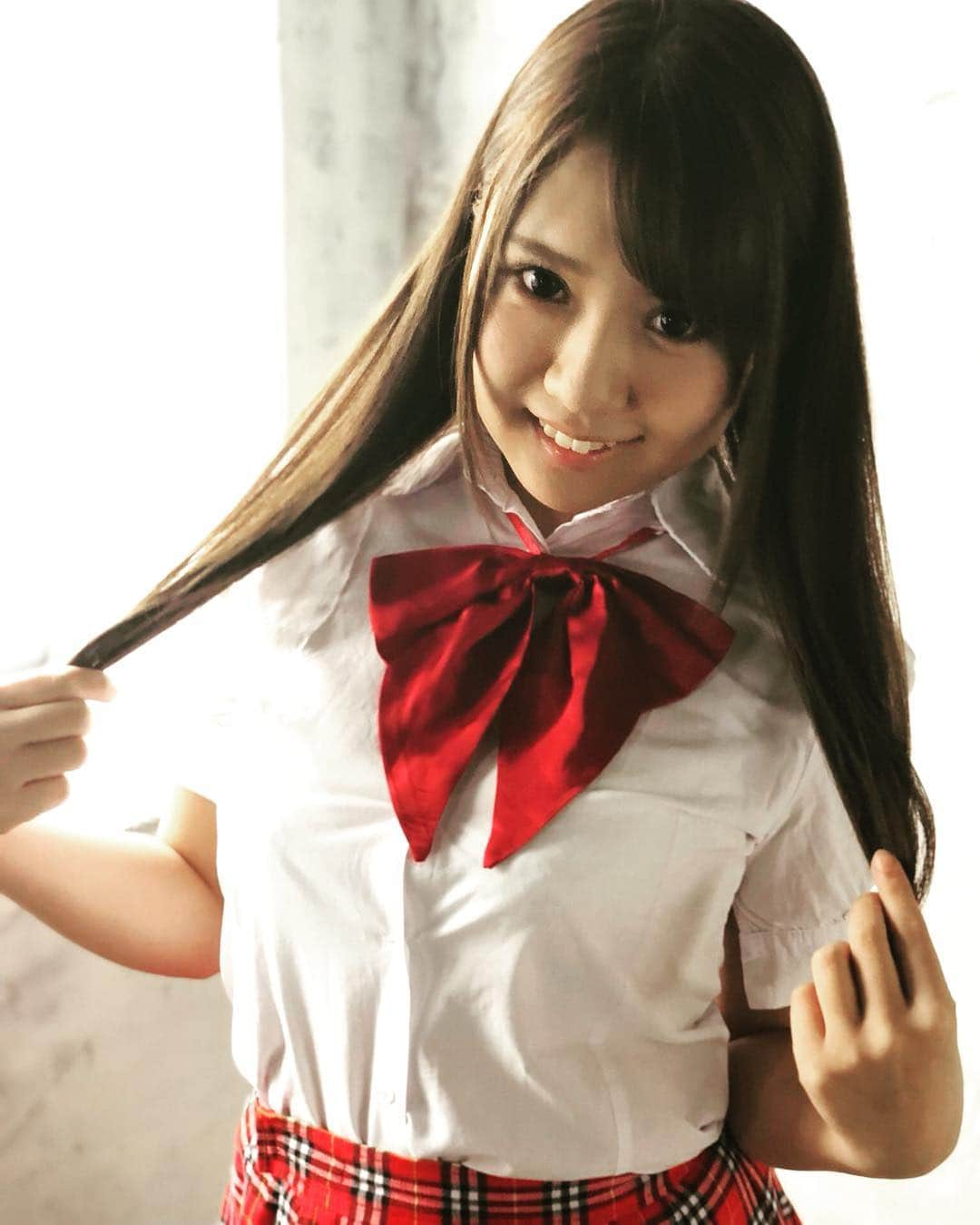 香坂紗梨のインスタグラム：「制服コスプレ🎀   #制服 #コスプレ #AV女優 #香坂紗梨」