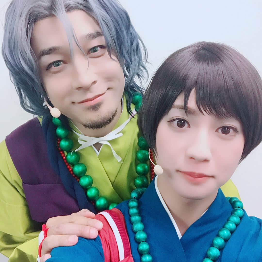 ゆうたろうさんのインスタグラム写真 - (ゆうたろうInstagram)「舞台『ひらがな男子』﻿ ﻿ 無事に終わりました、いや、﻿ 終わってしまいました。﻿ ﻿ 2.5次元の舞台が終わったあとって作品の世界観に入り込んでるのとみんなと毎日一緒だったから一般人に戻る感覚になるんだよね、すごい寂しさが襲ってくるんだ。﻿ ﻿ 完全にひらがな男子ロスです。ロスのロスロスです。舞台って楽しいなぁ。ショップ店員とかモデルのお仕事って基本的に1日で終わりだけど役者って平気で1ヶ月2ヶ月一緒に居てみんなで作品を作り上げて、来てくれた方々に観て貰えて笑顔で帰って貰えて。こんなに毎日が充実出来るお仕事ってないと思うんだ。だからこそ離れるのが寂しいです。﻿ ﻿ 来てくれた方々の笑顔に救われてました。ありがとう﻿ ﻿ 続編が決まるのを信じて、また『こ』として皆さんに会えるまで、それまで成長します。﻿ ﻿ また会いましょう！ありがとうございました！  #ひらがな男子 #こ #このあと23時からは #ラインライブ #おたのしみに #aaaoe__」7月30日 22時11分 - aaaoe__