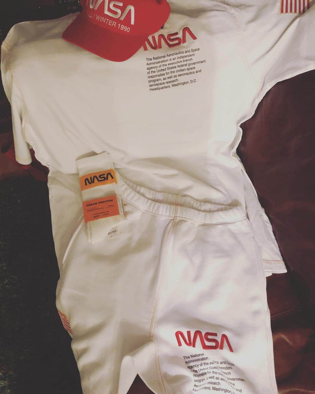 江口拓也さんのインスタグラム写真 - (江口拓也Instagram)「NASAコラボ可愛くてたくさん買ってしまった😍  #NASA #コラボ #服」7月30日 22時20分 - takuyaeguchi81