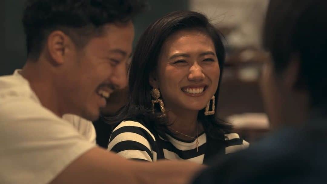 のインスタグラム：「こんばんは、『TERRACE HOUSE OPENING NEW DOORS』 第27話「ON THE NIGHT OF CAMP… 」7/31より Netflix にて配信いたします。  #TERRACEHOUSE #テラスハウス  @tokui_yoshimi  @ryotayamasato  @babazonoazusa  @toritori0123  @officialshonohayama  @netflixjp #ネトフリ  @taka_brew  @seina4444  @shoheyuemura  @heisei_8nen  @zeppelin.noah @matarai_aya」