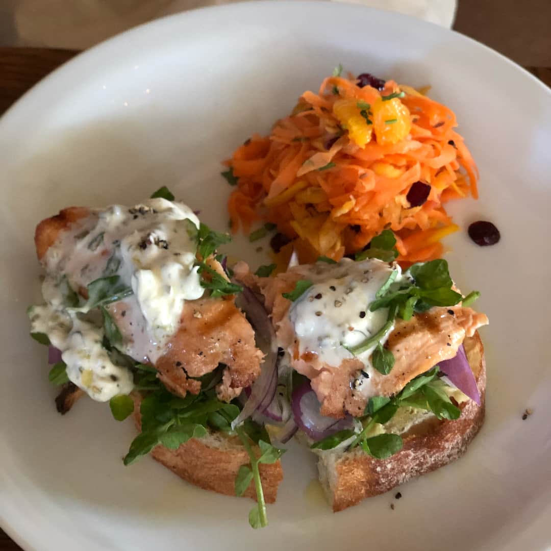 山下莉奈のグルメインスタ