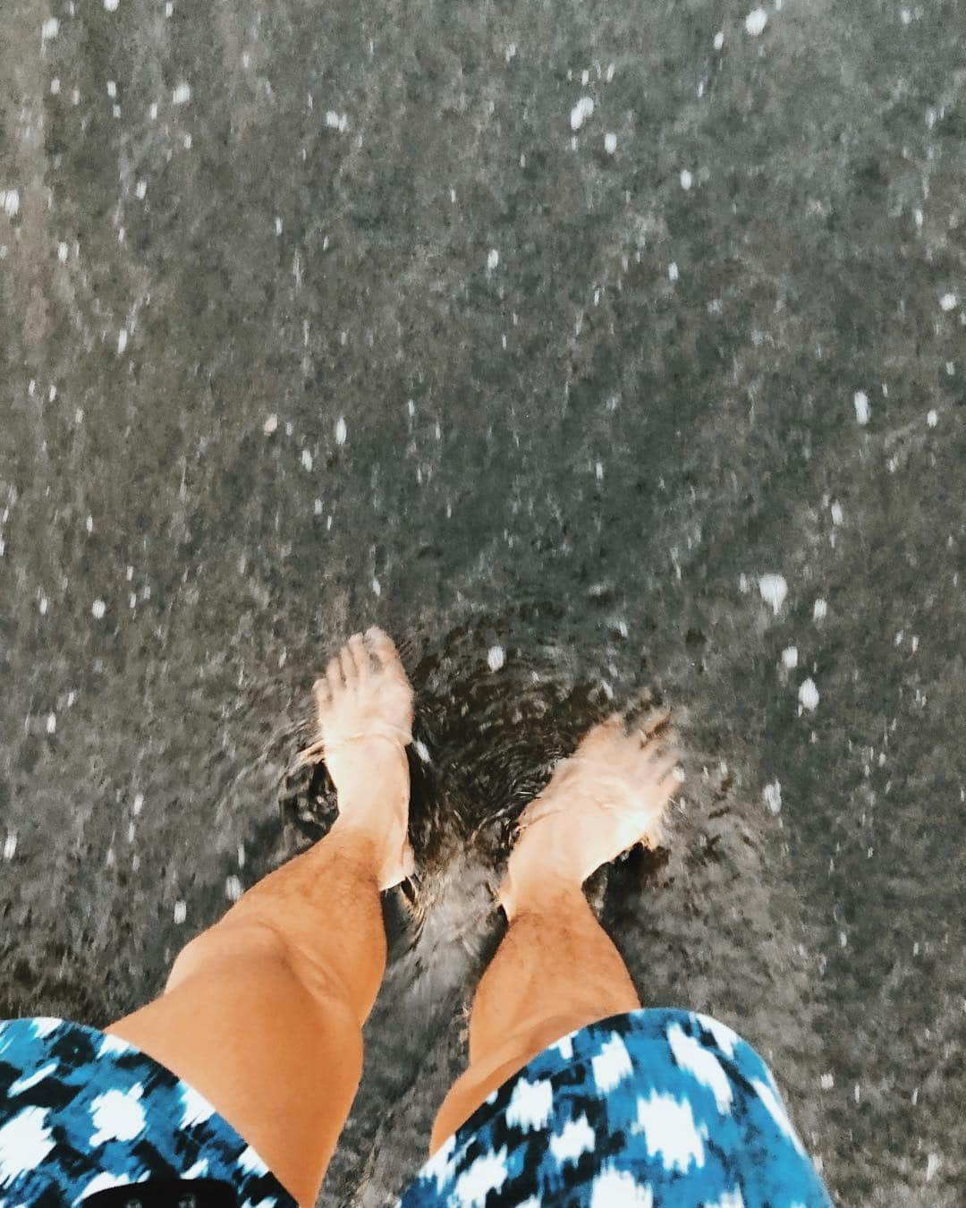 伊東大輝さんのインスタグラム写真 - (伊東大輝Instagram)「水って落ち着く。💧🙄🌴」7月31日 16時35分 - daikiitoh