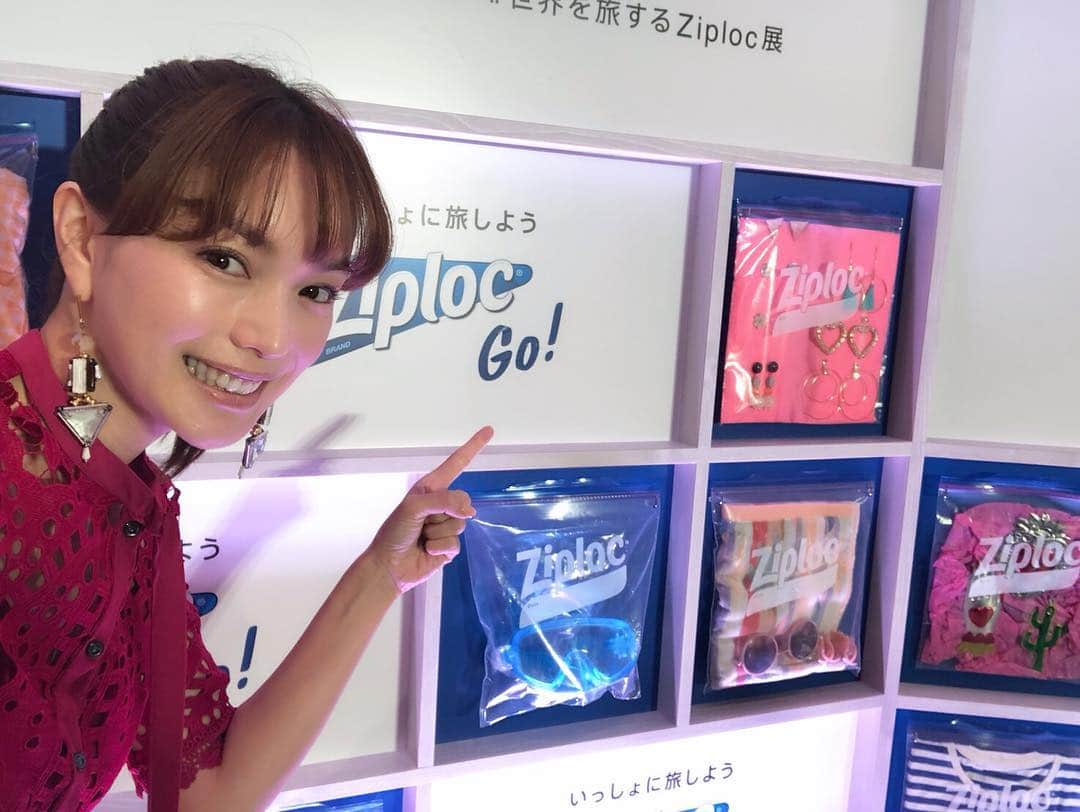 蛯原友里さんのインスタグラム写真 - (蛯原友里Instagram)「「Ziploc Go! ×H.I.S. 旅と本と珈琲とOmotesando Pack Your Travel! これから#世界を旅するZiploc展 の イベントに出演させて頂きます。 人生初のインスタライブを12:30頃からやりますので、よかったら見てみて下さいね♡ #Ziploc」7月31日 10時45分 - yuri_ebihara