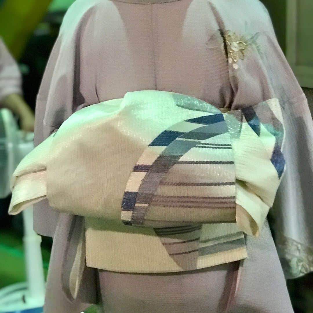 田川寿美さんのインスタグラム写真 - (田川寿美Instagram)「#中国三大刺繍 の１つ 上品で美しい #スワトウ刺繍 の着物  #上野水上音楽堂  #着物 #kimono #演歌 #enka #田川寿美」7月31日 18時06分 - toshimi_tagawa