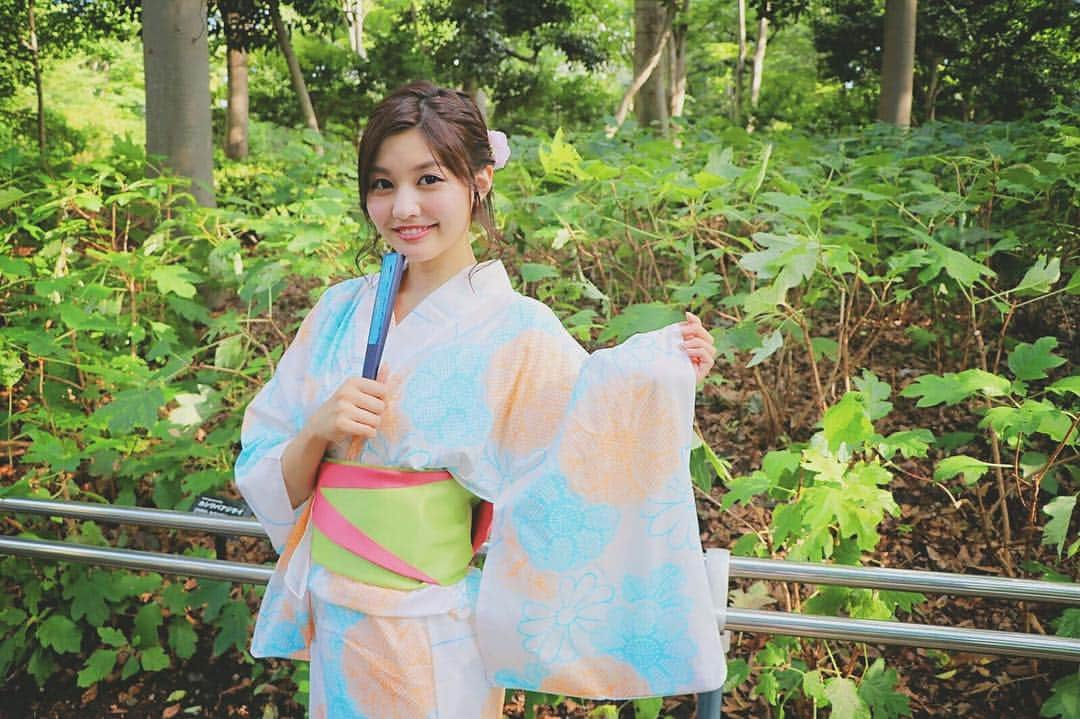 林ゆめさんのインスタグラム写真 - (林ゆめInstagram)「浴衣〜！ お祭り行きたい！ _ _ _ #浴衣 #浴衣ヘア #ヘアアレンジ #hairarrange #makeup #ポートレート #portrait #写真好きな人と繋がりたい #pic #picture #写真撮影 #picoftheday #follow #followme #instagood #ig_japan #photography #被写体」7月31日 20時23分 - ___yuume.18