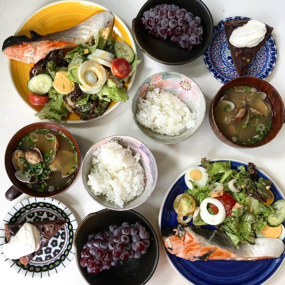増山敬子さんのインスタグラム写真 - (増山敬子Instagram)「夏休み〜 いつしかのお昼ごはん "ママ作りすぎ🤬"っと言われる 量が多いらしい笑 確かに夏は食欲無くなるもんねー！ * * #昼ごはん#ごはん#小学生#焼肉食べたい#小学生ママ#ランチ」8月1日 9時49分 - keikomasuyama