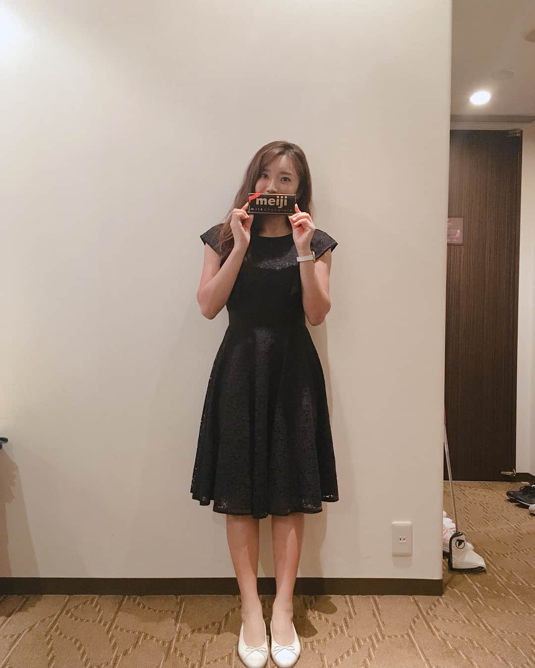 のインスタグラム：「- #meiji🍫❤ #lanvanenbleu👗」
