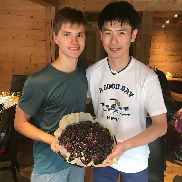 福間洸太朗さんのインスタグラム写真 - (福間洸太朗Instagram)「I visited Champéry to see the training of Figure skating. Merci @slambiel pour l'invitation!  1. With Stéphane Lambiel .  2. With Deniss Vasiljevs (Thanks @denissvasiljevs for baking such a delicious cherry tart!💙) . . 3. Koshiro & Kotaro 😉 4. Stéphane coaching  5. With Stéphane and Christopher Trevisan (his manager) . #stephanelambiel #denissvasiljevs  #koshiroshimada #agoodday  #snoopy」8月2日 6時38分 - kotarofsky