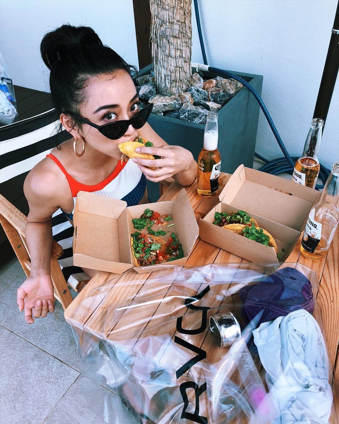 細井宏美のインスタグラム：「@borrachos.okinawa🌮 超タイプのタコスに出会えた😍💯🤤💯 今一番行きたいお店。最終日絶対行くって決めたよ勝手に💃🏻（笑）@yayoy0327 #borrachos #tacos #okinawa」