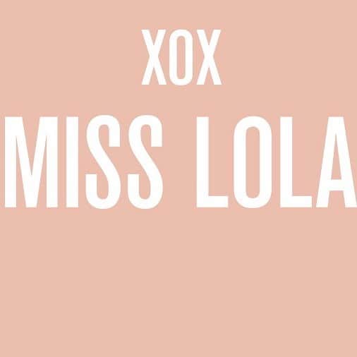 Lola Shoetiqueのインスタグラム：「NEW THRONE, WHO DIS? Sorry for the delay...we swapped our tiara out for a crown 👑✨ xx @shopmisslola @misslolaofficial www.misslola.com 💕LINK IN BIO」