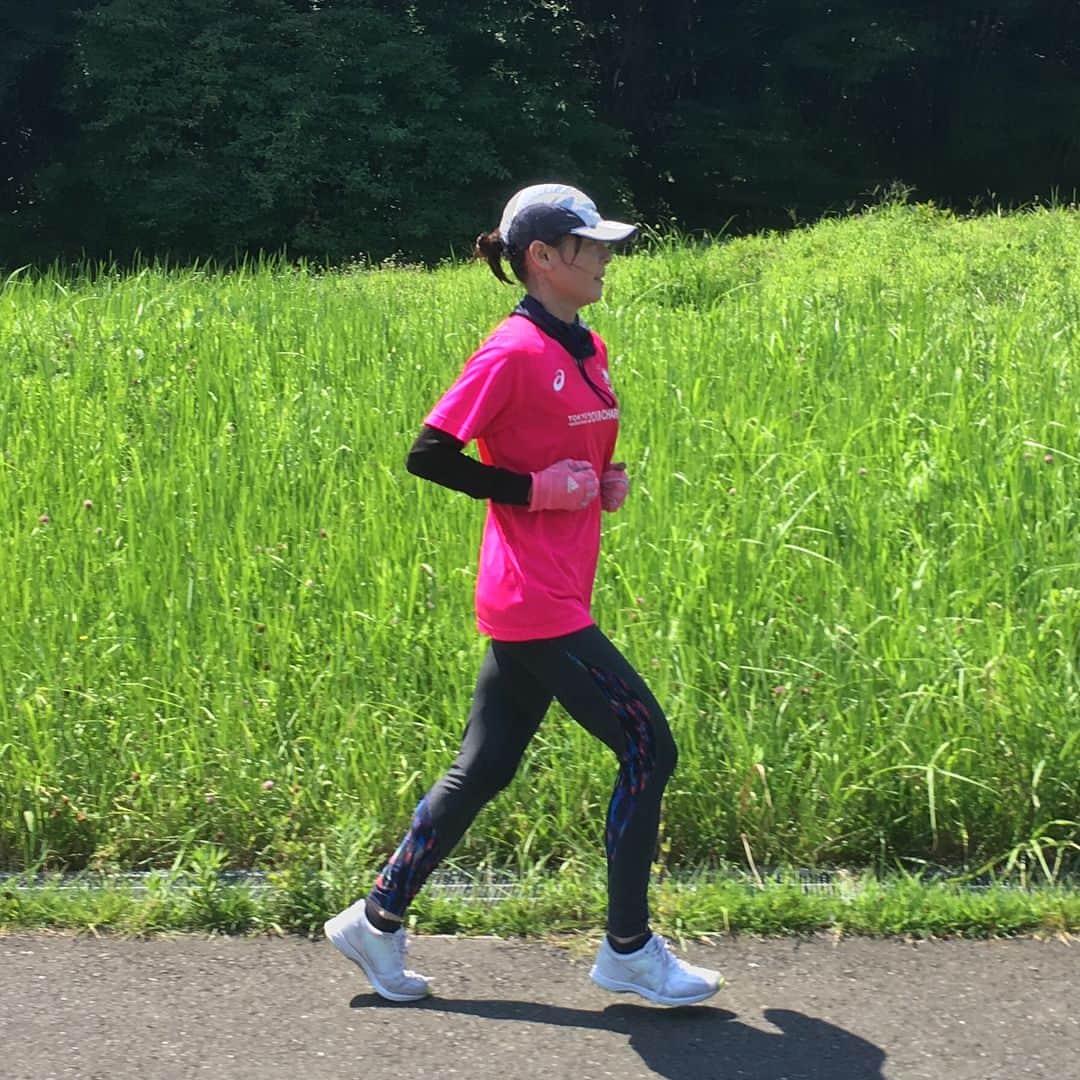 松山まなかさんのインスタグラム写真 - (松山まなかInstagram)「#クロカン #ランナー #runner #ウッドチップ #アスリート #サブスリー #暑い夏 #熱い夏 #マラソン女子」8月2日 11時48分 - manakamatsuyama