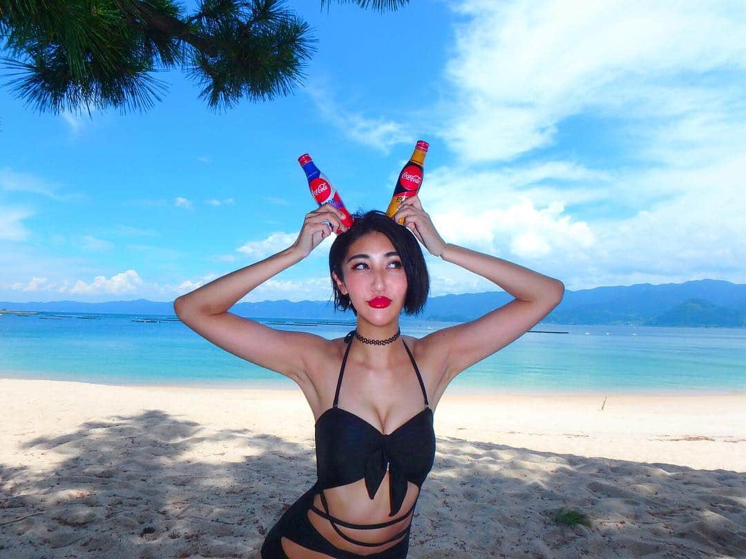 Lisaさんのインスタグラム写真 Lisainstagram 夏が来た Summeriscomming Summer Happy Beach Sea 夏 海 最高 大好きな季節 皆海いこ 水着 Ameri コカコーラ ワールドカップ限定 映えてる Bikini Ameri Instadaily Instagood Instasize Instapic