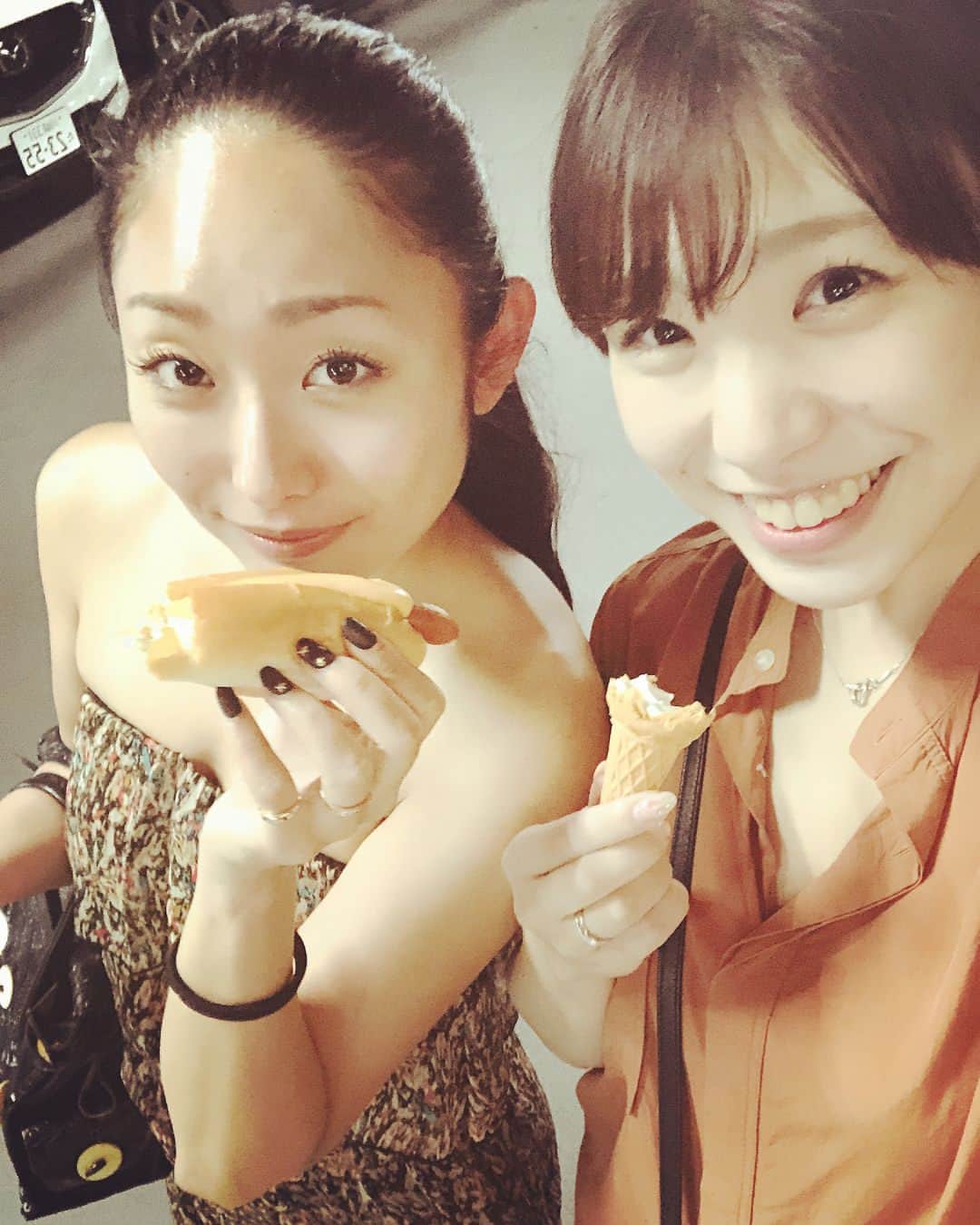 武田奈也さんのインスタグラム写真 - (武田奈也Instagram)「🐻🐻🐻💖 アイス2回食べた。 IKEAのアイス50円でおいしい最高😍😍」7月9日 19時24分 - nana___takeda