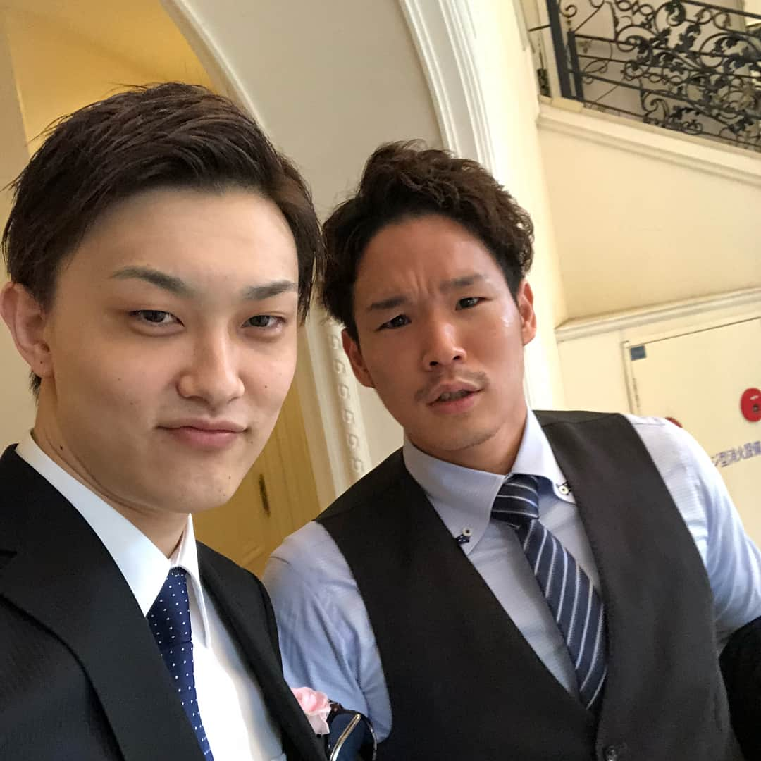 宇都直輝さんのインスタグラム写真 - (宇都直輝Instagram)「本当に素敵な結婚式でした(つω`*) おめでとう！！！泣  お互い頑張ろう！！！ #大澤歩 #おめでとう #俺の方が #凄いけど #笑笑」7月9日 22時20分 - n_u.11