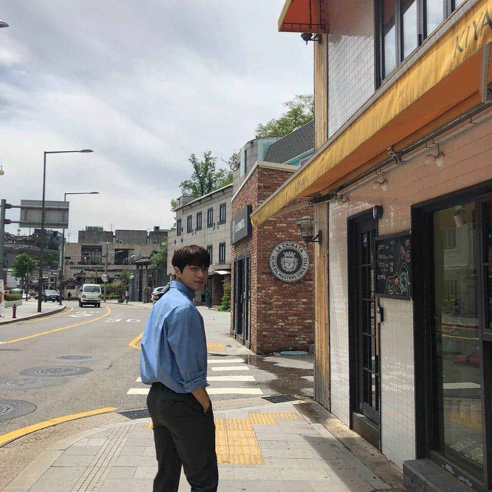 エルさんのインスタグラム写真 - (エルInstagram)「#미스함무라비  #임바른 #김명수 입니다. 삼청동의 임바른」7月10日 17時27分 - kim_msl