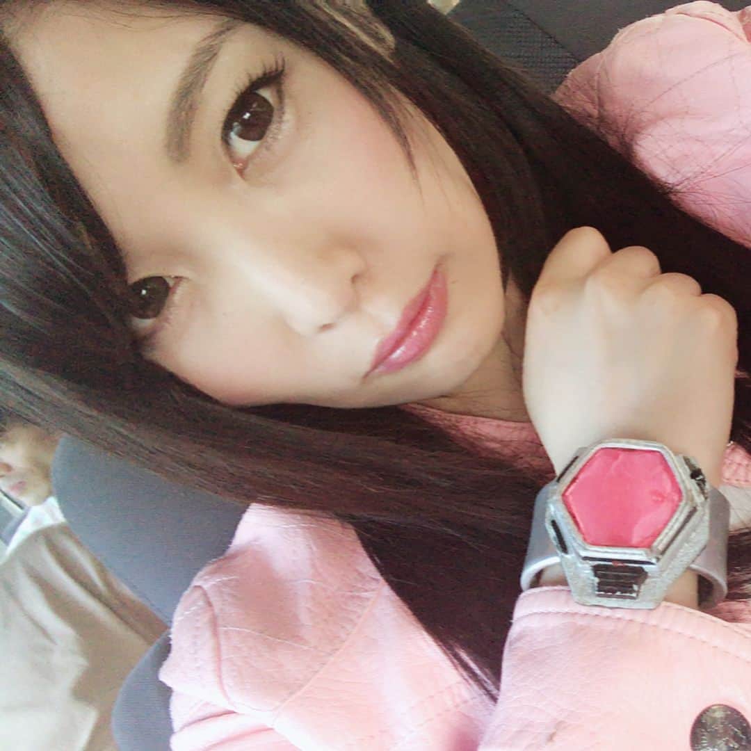 新村あかりのインスタグラム：「GIGAさんでマーシャルフォースのマーシャルピンクを演じさせていただきました😆❤️」