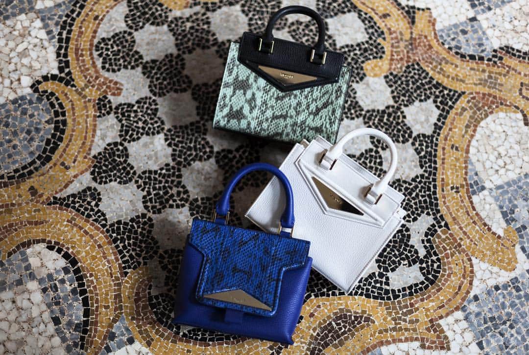 ヴィオネのインスタグラム：「Vionnet | Vionnet Paris | Complete your look in style! Come find our accessories. | #vionnet #vionnetparis #madeleinevionnet #heritage #tradition #vionnetparisboutique #instafashion #instastyle」