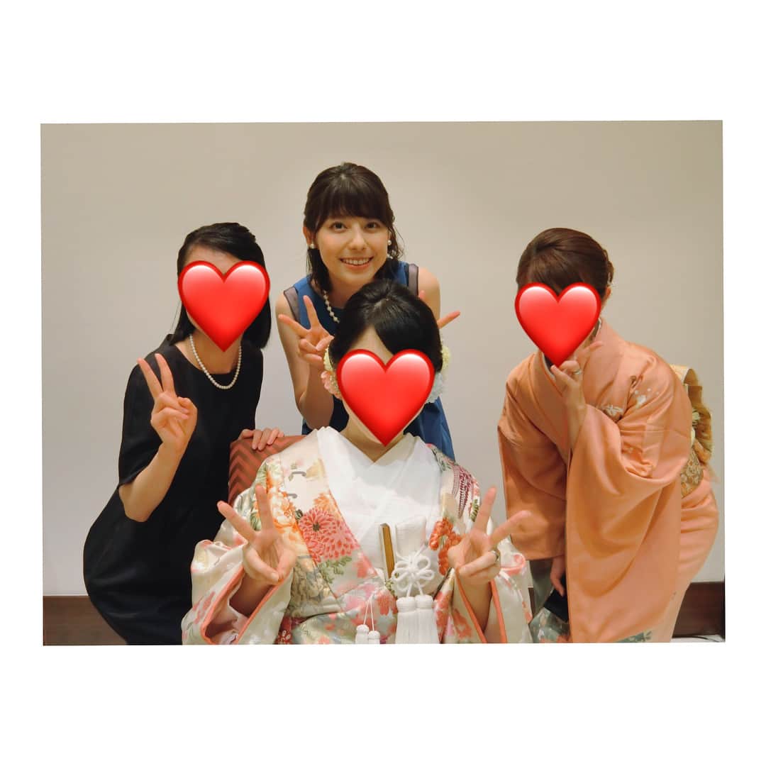 上村彩子さんのインスタグラム写真 - (上村彩子Instagram)「. 先日、幼なじみの結婚式へ！ ステキな結婚式、夫婦にほっこり☺️❤️ . 💇‍♀️→Gigi @gigi_harajuku  最近伸びてきてハーフアップにしてもらいましたが、そろそろまた切りにいこうっと😊」7月11日 15時23分 - saekokamimura