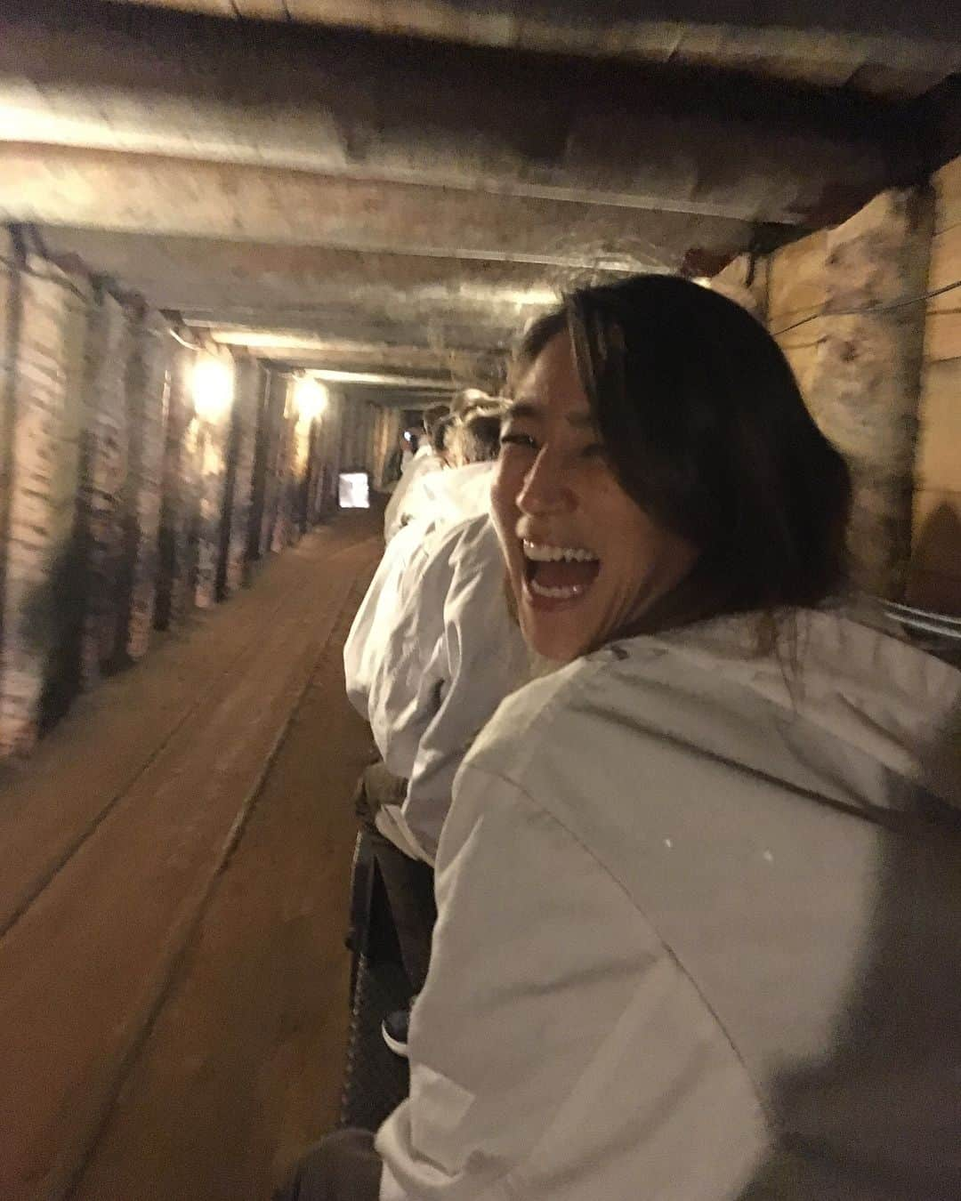 兼田カロリナのインスタグラム：「Salt mine in the mountains between #germany and #austria #bavarianmountains #salzburg #saltmine #exploring #fun」