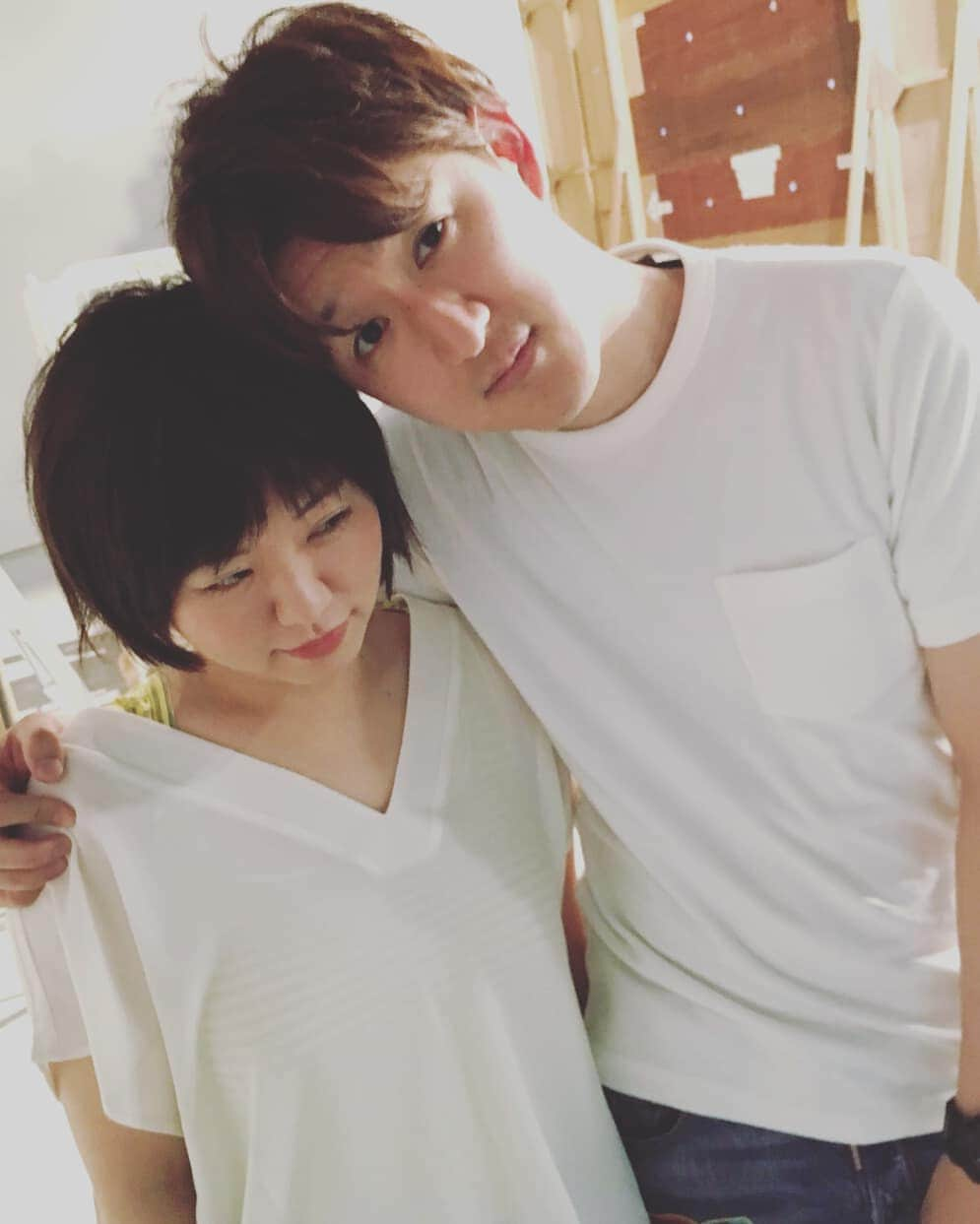 小出真保さんのインスタグラム写真 - (小出真保Instagram)「#ananの撮影 でした！ #嘘 です！ #ダブル不倫のドロドロ系のドラマ撮影 #嘘 だぴ  #オスカルはなきんリサーチ 収録の 前室です！ また呼んでいただきました🙇🙇🙇 #テレビ朝日  #金曜日  #深夜1:35  また告知します😍  #むらせ #河口こうへい さん  #BBゴロー さん #ガリベンズ矢野 さん」7月12日 12時59分 - mahokoide