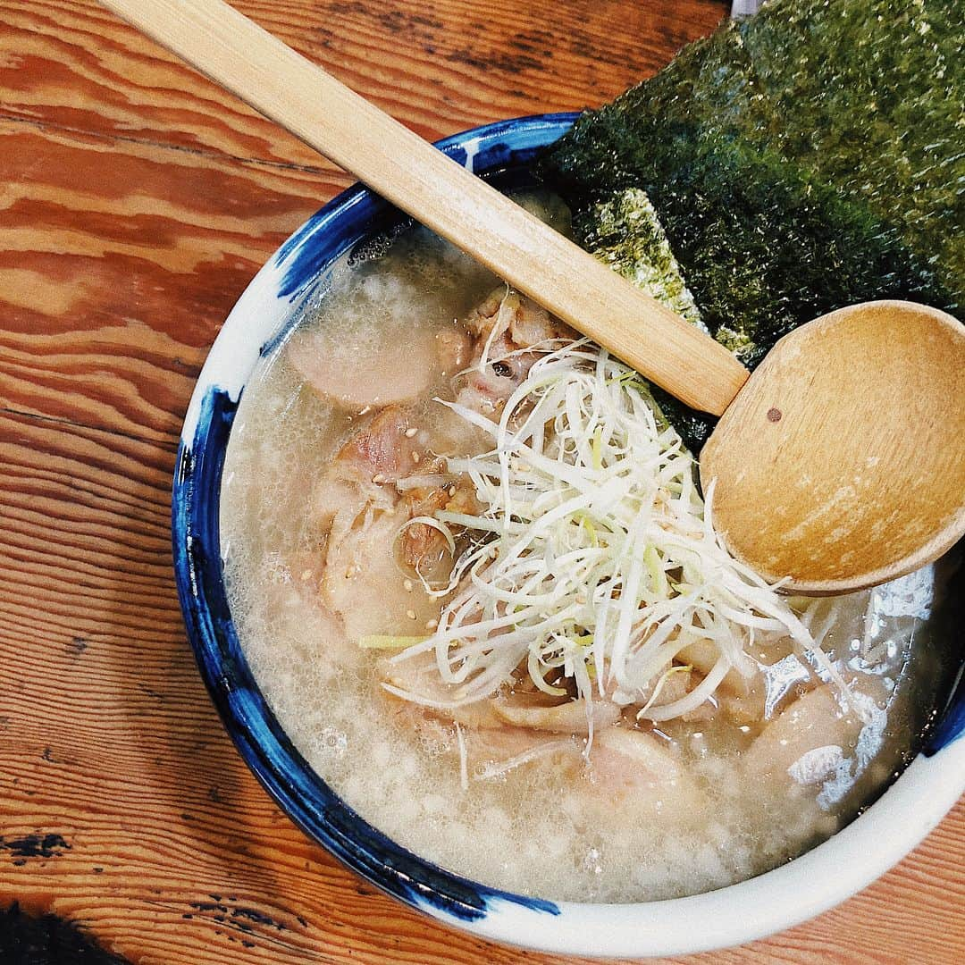 ホン・ヨンギさんのインスタグラム写真 - (ホン・ヨンギInstagram)「여기는 내 입맛에 안맞았다 😭😭!!!! 이치란어디있는고냐!!!🍜🍜 #영기와여행 #도쿄여행 #도쿄」7月12日 15時24分 - kisy0729