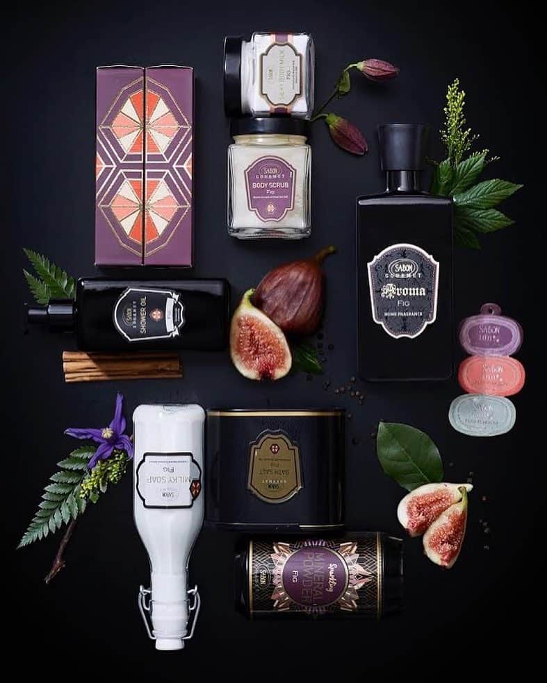 SABON_GOURMETのインスタグラム：「上品でさっぱりとした甘さと蜜のように熟した甘さが絶妙に競演する、美しいフィグの香り。﻿ 7月5日より発売中。﻿ ﻿ #SabonGourmet #FIG #FIGcollection #サボングルメ #フィグ #SABON」