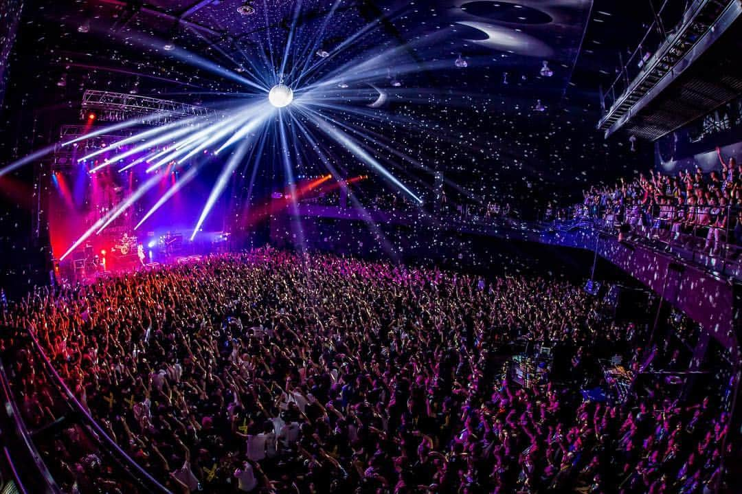 MY FIRST STORYさんのインスタグラム写真 - (MY FIRST STORYInstagram)「MY FIRST STORY S･S･S TOUR 2018  Thank You!! Zepp Tokyo day2!  Photo by Takashi Konuma  #myfirststory #マイファス #SSStour」7月12日 22時12分 - myfirststoryofficial