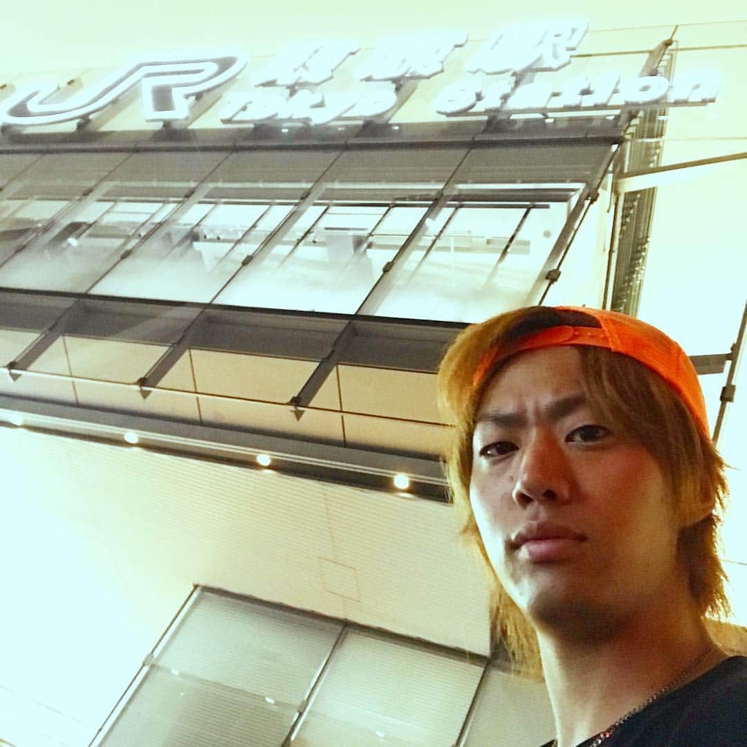 てつやさんのインスタグラム写真 - (てつやInstagram)「Hey,Tokyo. Welcome to 俺. #station #express #tetsuya #tokaionair #love #instagram」7月12日 23時57分 - to_tetsuya