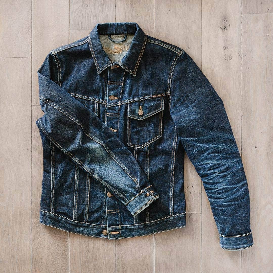 のインスタグラム：「Fade alert - @hansjellema and his #Billy story coming along well. . . . #nudiejeans #fadefriday #organicdenim」
