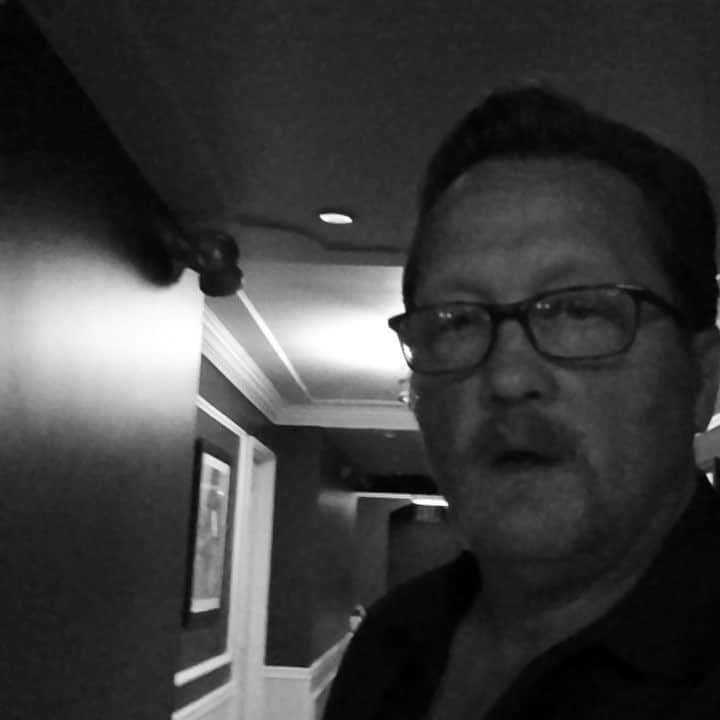 クリスチャン・ストールティのインスタグラム：「Many of you would be terrified, I’m sure. But I don’t let this kind of thing get to me.  #StupidSuperstition #GrownAssMan」