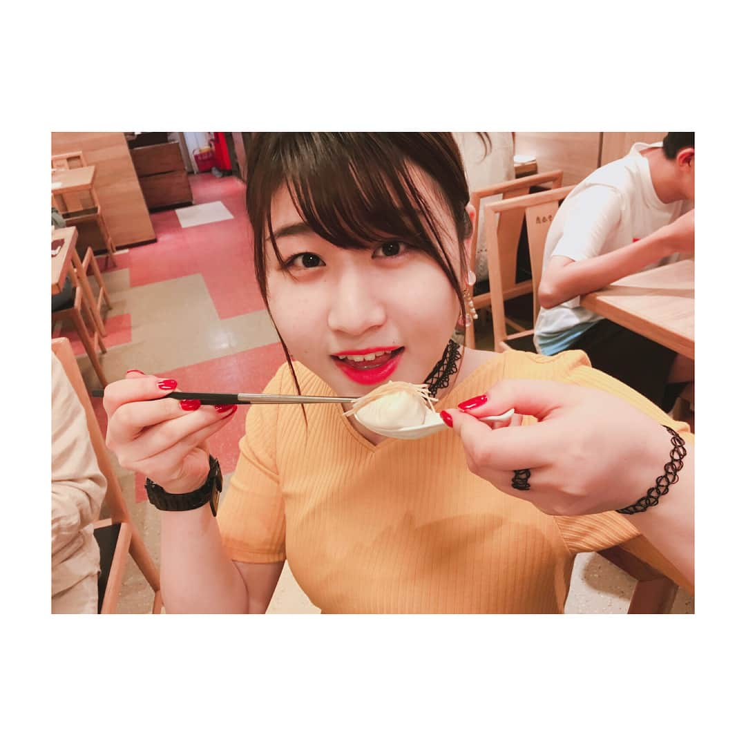 かれん（古賀かれん）さんのインスタグラム写真 - (かれん（古賀かれん）Instagram)「. おはようございます☺︎ . 昨日の私と、去年の私 in 台湾。 . #台湾 #小籠包 #丁度1年ちょっと」7月14日 11時24分 - lgm_karen_official